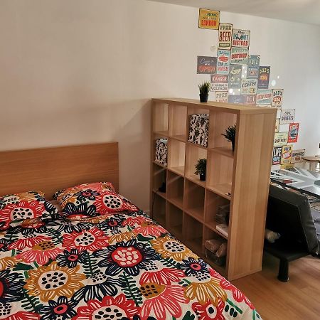 Charmant Studio + Parking Apartment Orleans Luaran gambar